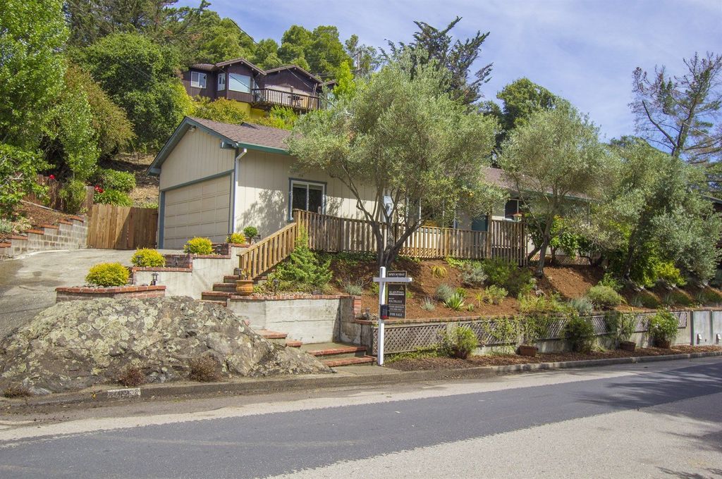 92 E Crescent Drive None None, San Rafael, CA 94901 -  $869,000 home for sale, house images, photos and pics gallery