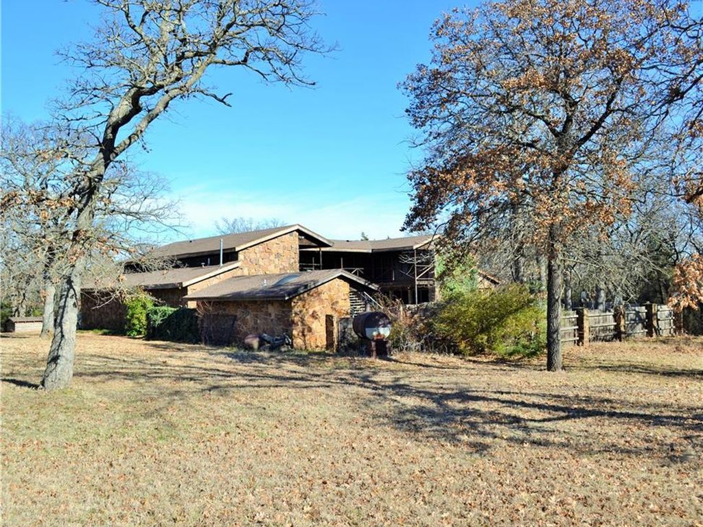 9619 S Vassar Rd, Coyle, OK 73027 -  $900,000 home for sale, house images, photos and pics gallery
