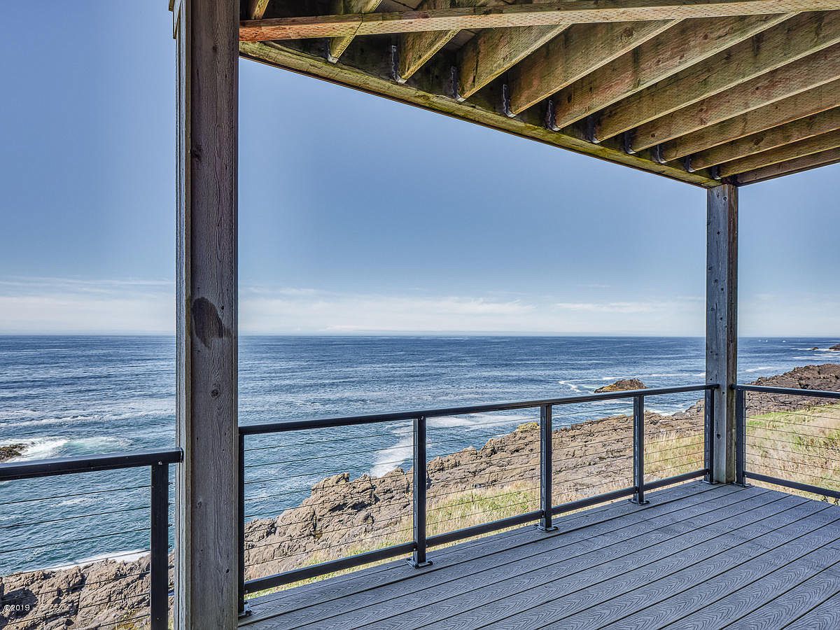 3545 Rocky Creek Ave, Depoe Bay, OR 97341 -  $1,200,000 home for sale, house images, photos and pics gallery