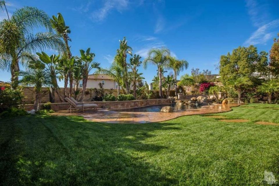1095 Via Rafael, Thousand Oaks, CA 91320 -  $1,149,900 home for sale, house images, photos and pics gallery