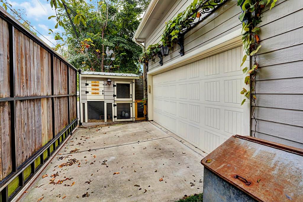 1116 Allston St, Houston, TX 77008 -  $1,095,000 home for sale, house images, photos and pics gallery