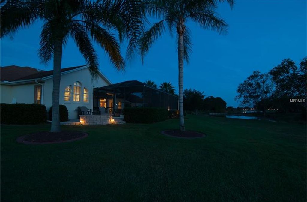 1142 Noble Way, The Villages, FL 32162 -  $1,078,000 home for sale, house images, photos and pics gallery
