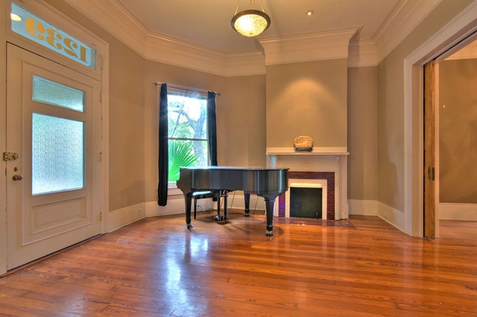 1239 S Carrollton Ave, New Orleans, LA 70118 -  $1,095,000 home for sale, house images, photos and pics gallery