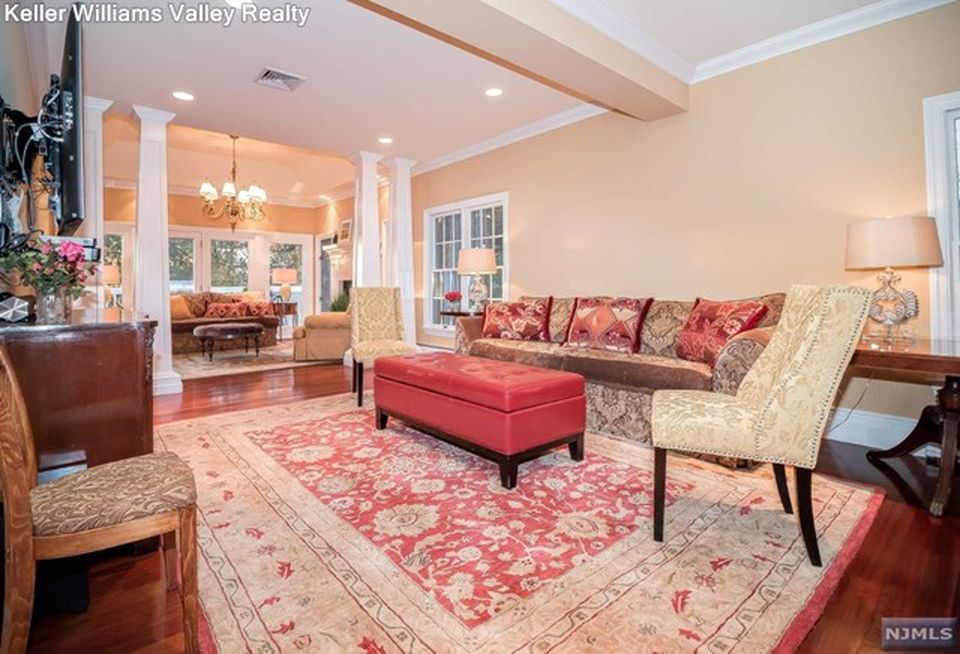 16 Rolling Ridge Rd, Upper Saddle River, NJ 07458 -  $1,189,000 home for sale, house images, photos and pics gallery