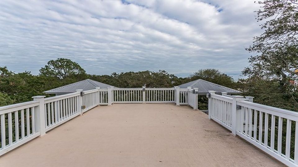 1609 Bruce Dr, St Simons Island, GA 31522 -  $1,100,000 home for sale, house images, photos and pics gallery