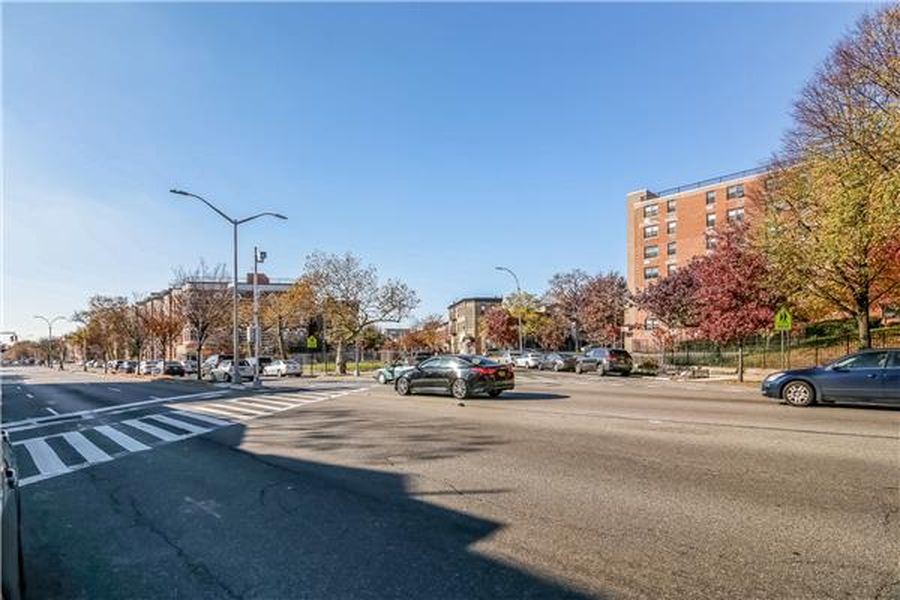 1662 Eastern Pkwy, Brooklyn, NY 11233 -  $1,100,000 home for sale, house images, photos and pics gallery