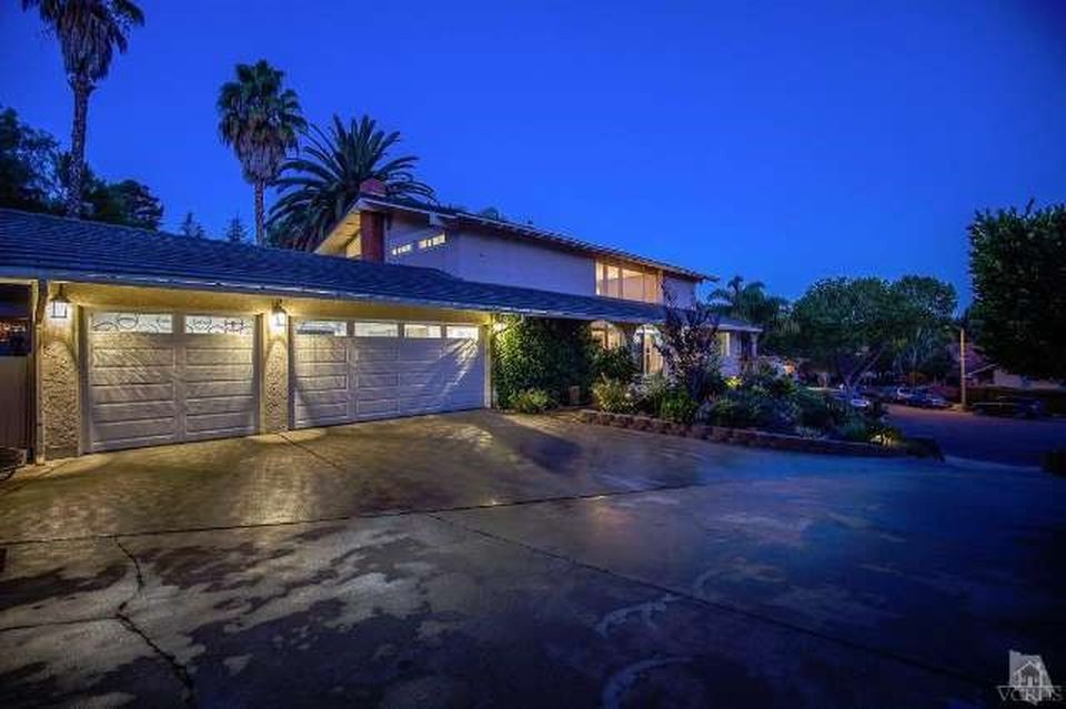 1975 Stonecroft Ct, Westlake Village, CA 91361 -  $1,188,800 home for sale, house images, photos and pics gallery