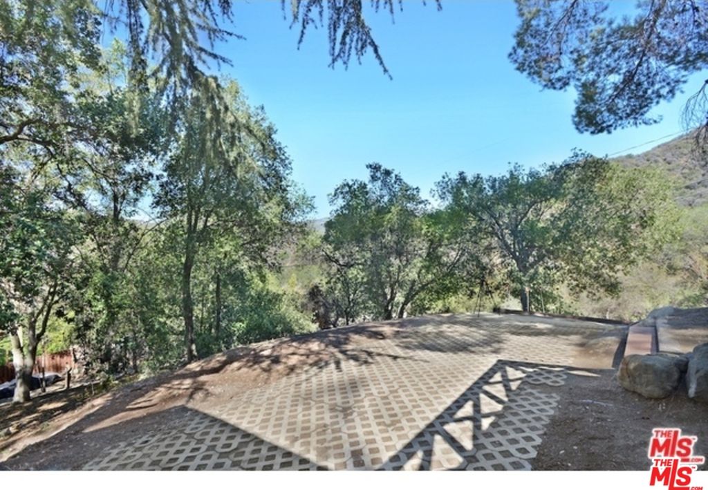 20360 Callon Dr, Topanga, CA 90290 -  $1,099,000 home for sale, house images, photos and pics gallery