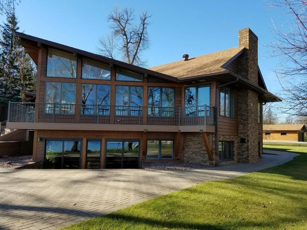 21058 County Highway 20, Pelican Rapids, MN 56572 -  $1,094,000 home for sale, house images, photos and pics gallery