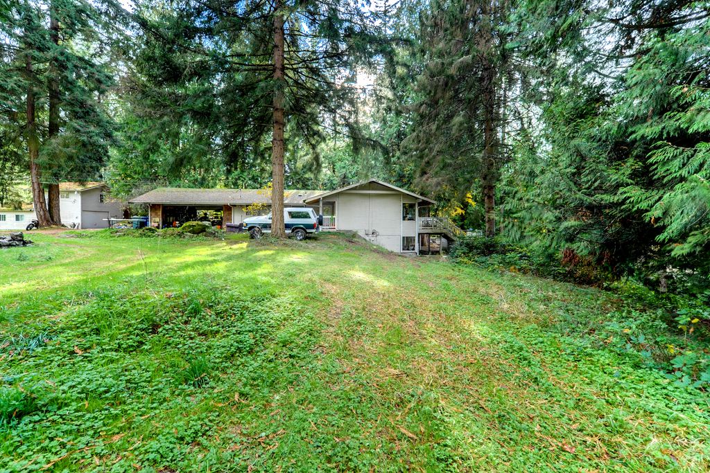2417 200th Ave SE, Sammamish, WA 98075 -  $1,099,000 home for sale, house images, photos and pics gallery
