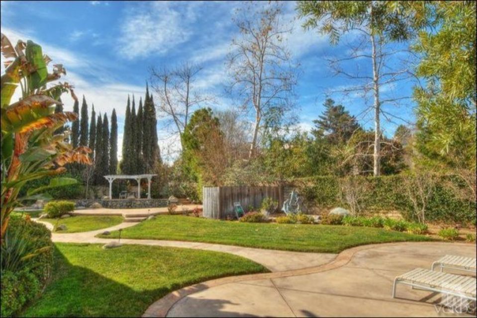 28 Cindy Ave, Thousand Oaks, CA 91320 -  $1,097,000 home for sale, house images, photos and pics gallery