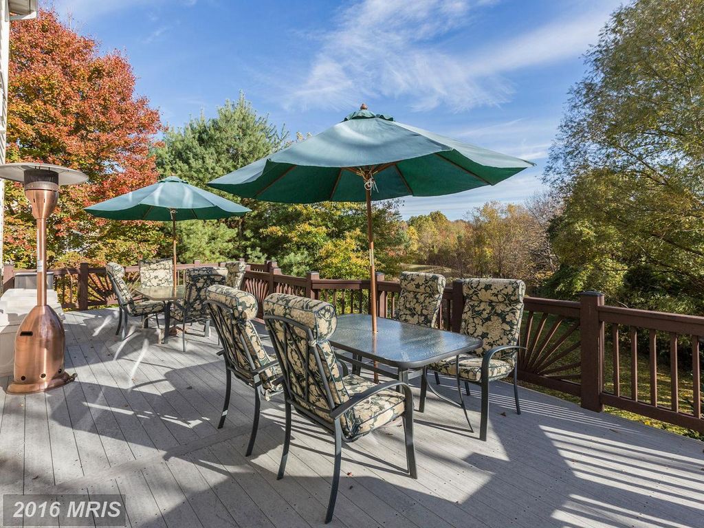 302 Misty Knoll Dr, Rockville, MD 20850 -  $1,038,000 home for sale, house images, photos and pics gallery