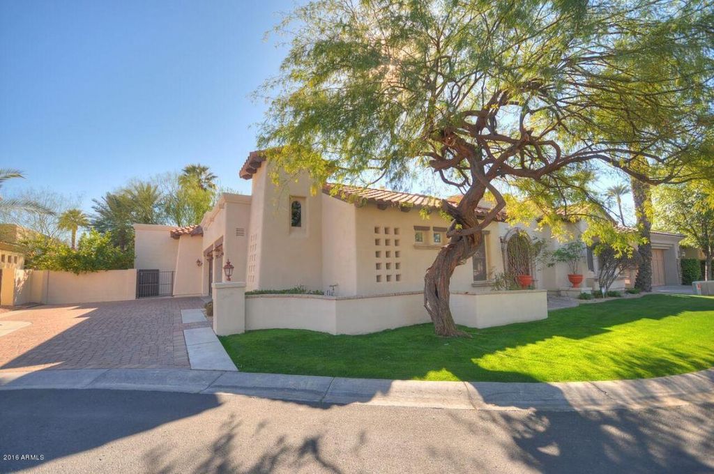 307 E Wexford Cv, Phoenix, AZ 85020 -  $1,055,000 home for sale, house images, photos and pics gallery