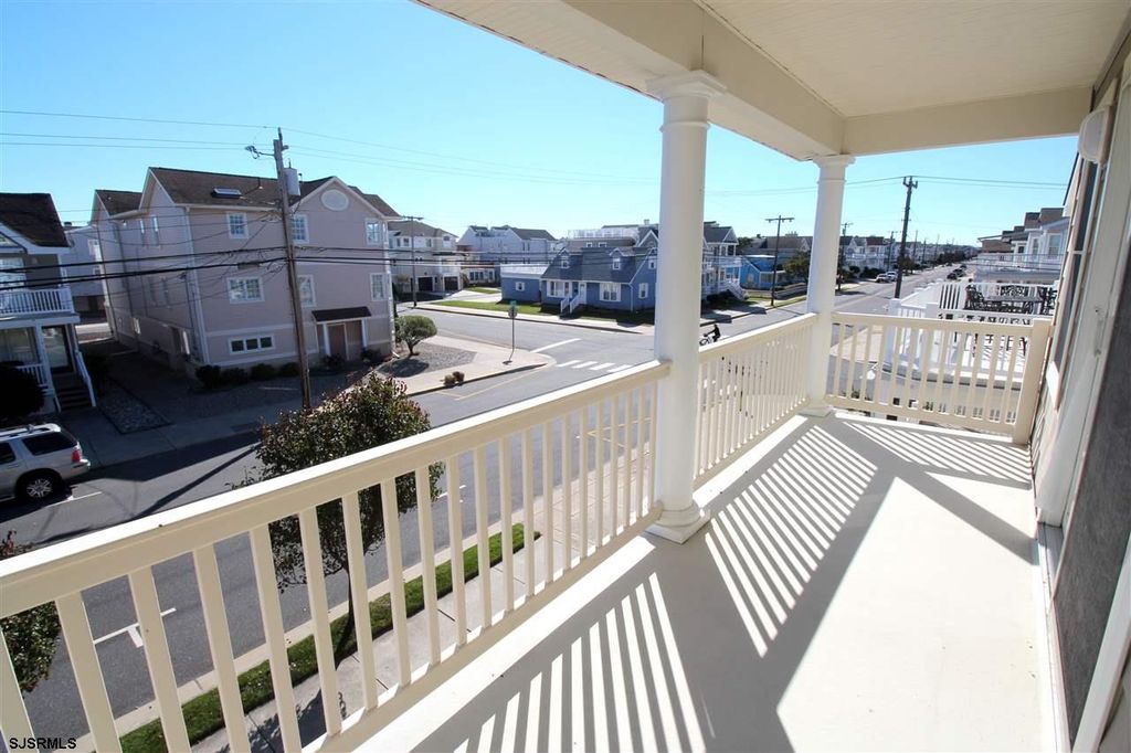 4256 Asbury Ave, Ocean City, NJ 08226 -  $1,100,000 home for sale, house images, photos and pics gallery