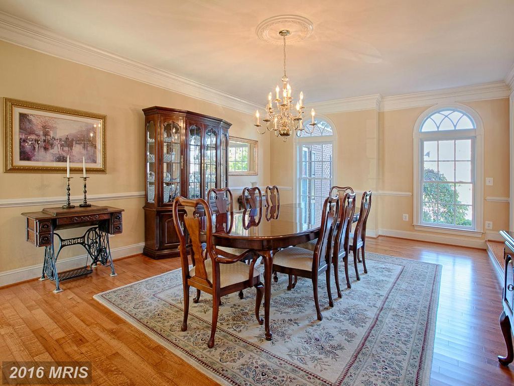 42645 Bradfords Telegraph Ct, Chantilly, VA 20152 -  $1,099,000 home for sale, house images, photos and pics gallery