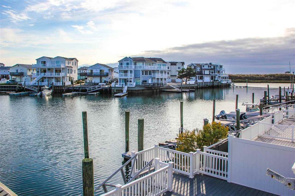 4455 Venicean Rd, Sea Isle City, NJ 08243 -  $1,150,000 home for sale, house images, photos and pics gallery