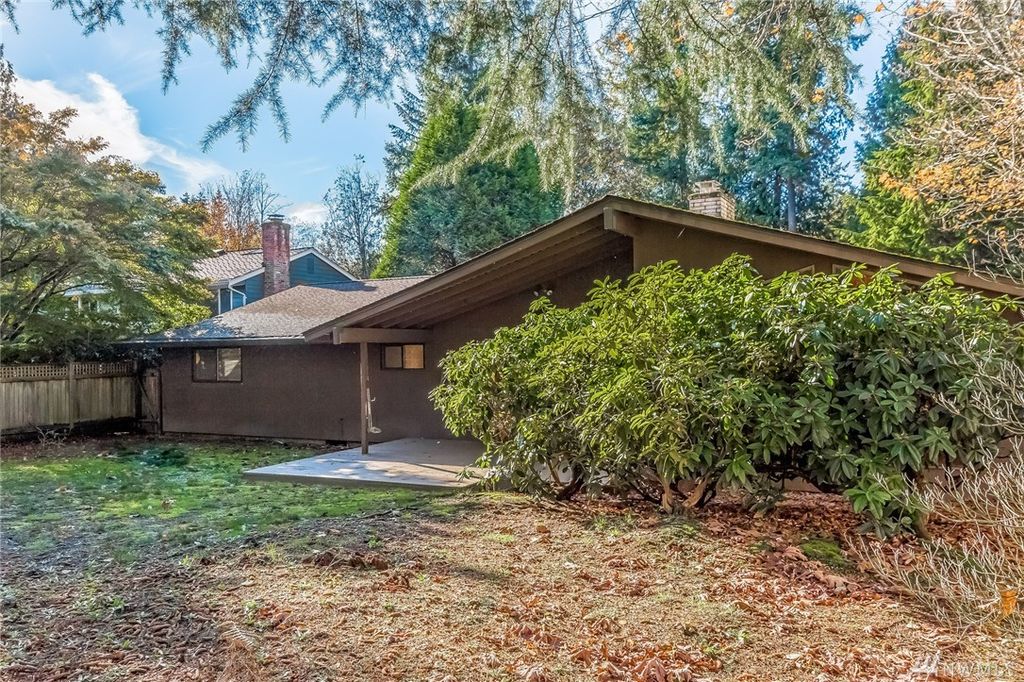 4544 91st Ave SE, Mercer Island, WA 98040 -  $1,075,000 home for sale, house images, photos and pics gallery