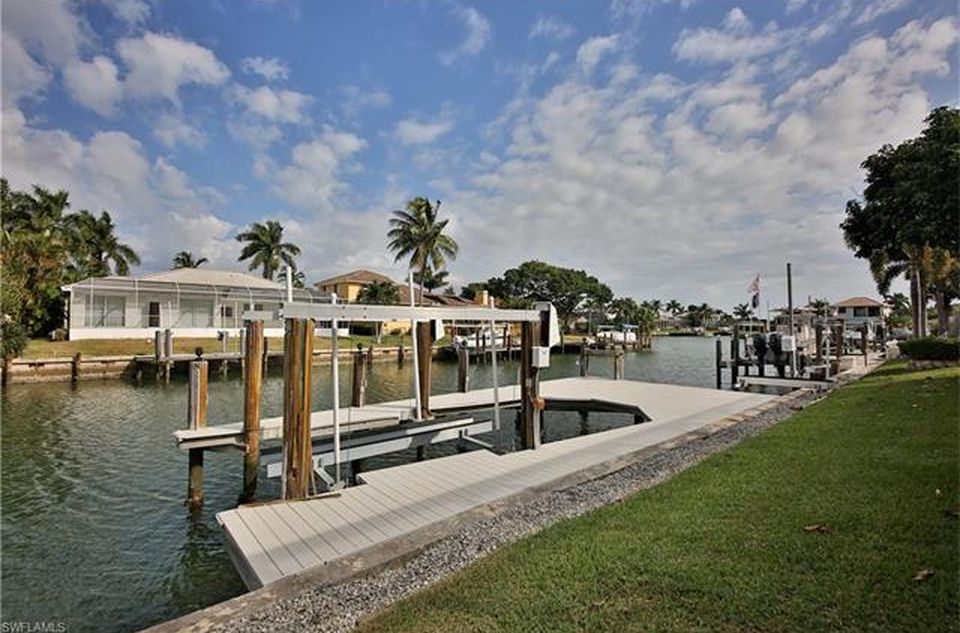 477 Driftwood Ct, Marco Island, FL 34145 -  $1,049,999 home for sale, house images, photos and pics gallery