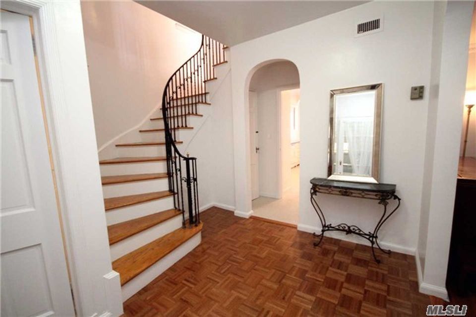8051 188th St, Jamaica, NY 11423 -  $1,188,000 home for sale, house images, photos and pics gallery
