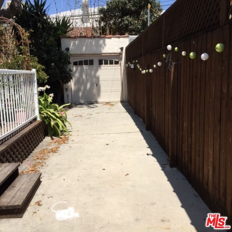 8941 Krueger St, Culver City, CA 90232 -  $1,150,000 home for sale, house images, photos and pics gallery