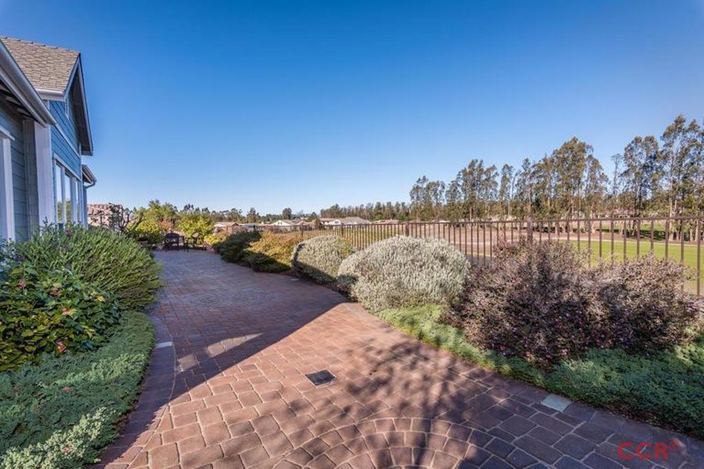 1915 Northwood Rd, Nipomo, CA 93444 -  $1,100,000 home for sale, house images, photos and pics gallery