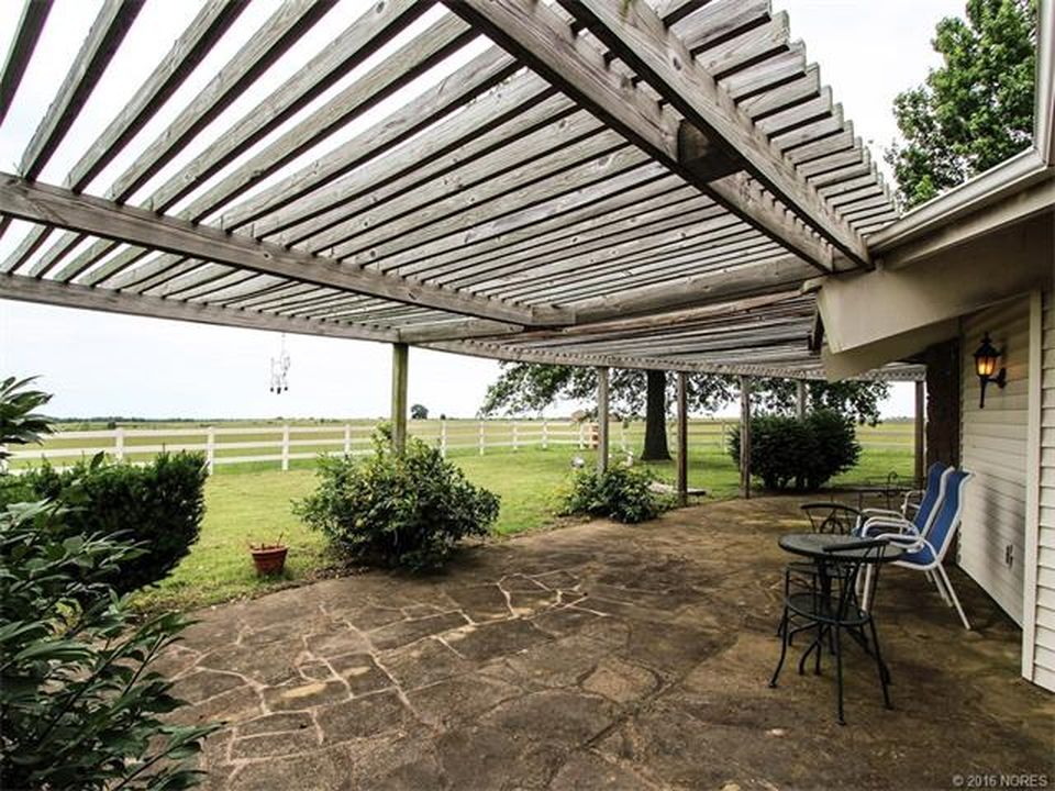 390 Nowata Rt 1 Rd, Nowata, OK 74048 -  $1,100,000 home for sale, house images, photos and pics gallery