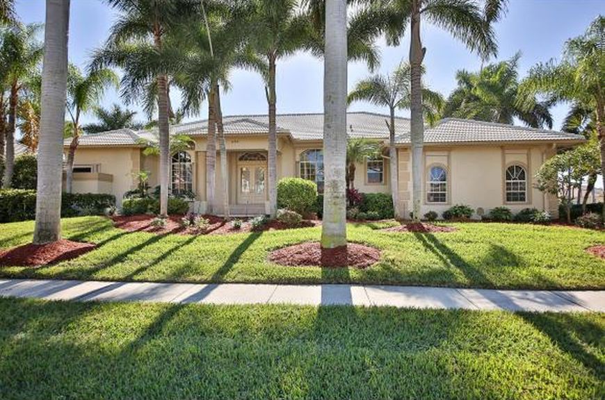 1170 Osprey Ct, Marco Island, FL 34145 -  $1,199,000 home for sale, house images, photos and pics gallery