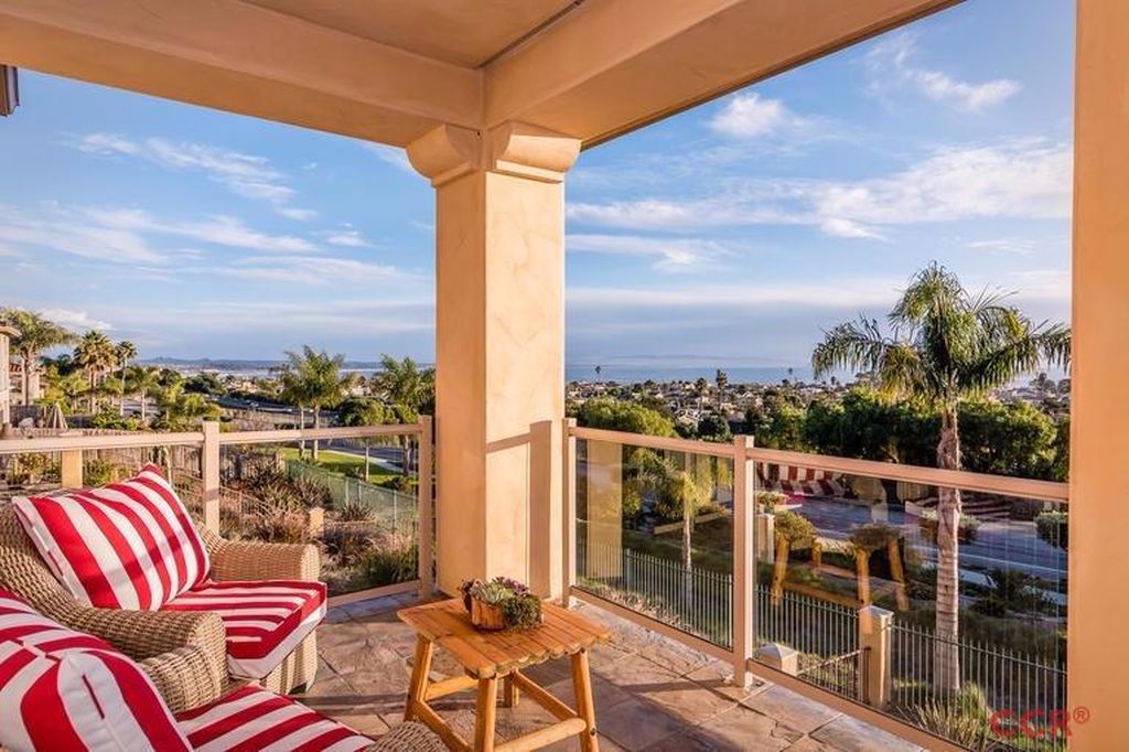 1352 Costa Del Sol, Pismo Beach, CA 93449 -  $1,149,000 home for sale, house images, photos and pics gallery