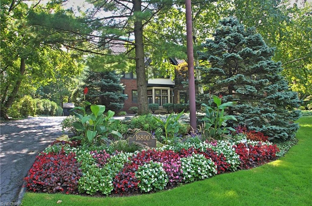 16800 Parkland Dr, Shaker Heights, OH 44120 -  $1,195,000 home for sale, house images, photos and pics gallery