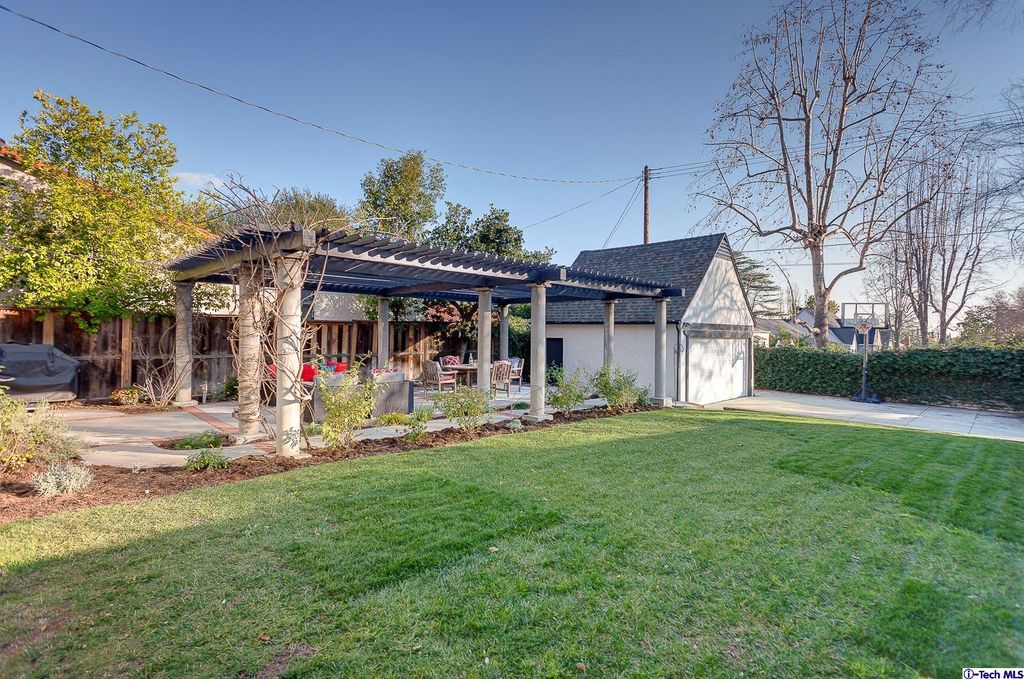 2050 E Mountain St, Pasadena, CA 91104 -  $1,149,000 home for sale, house images, photos and pics gallery