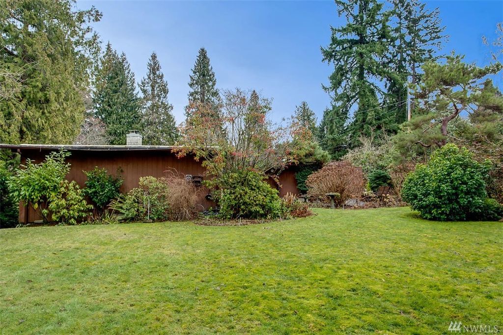 2745 73rd Ave SE, Mercer Island, WA 98040 -  $1,099,000 home for sale, house images, photos and pics gallery