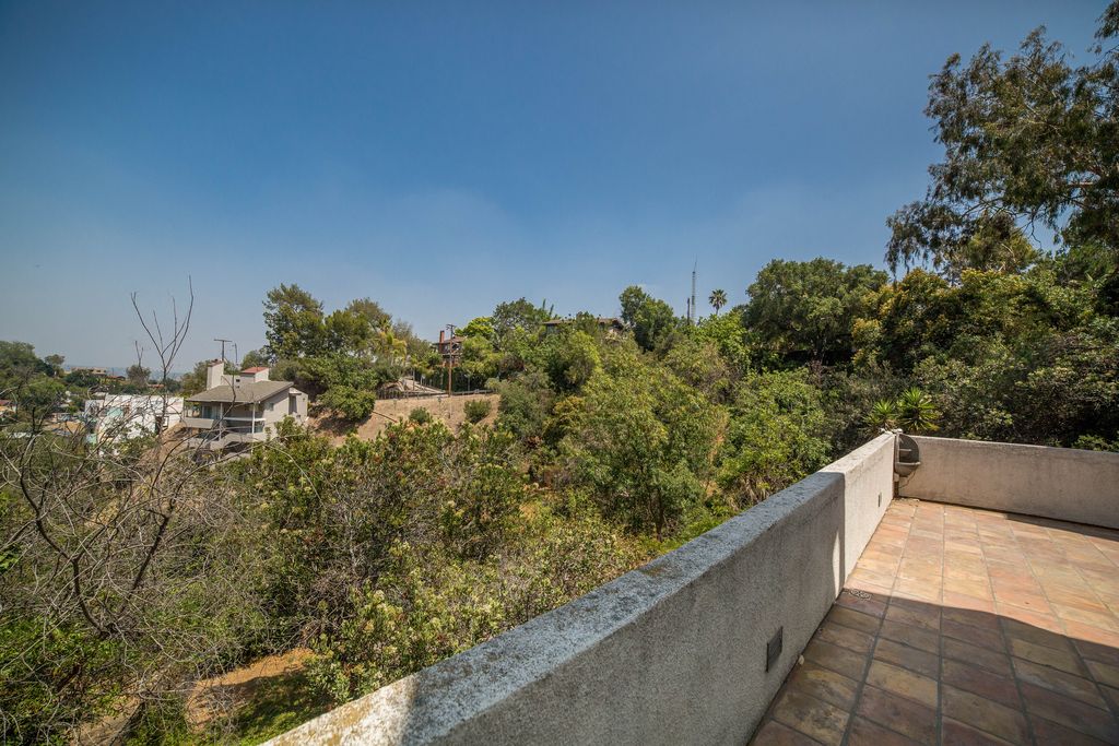 4006 San Rafael Ave, Los Angeles, CA 90065 -  $1,195,000 home for sale, house images, photos and pics gallery