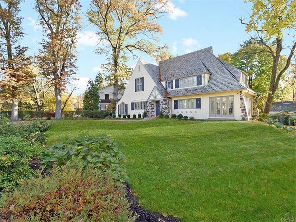 55 Lyncroft Rd, New Rochelle, NY 10804 -  $1,150,000 home for sale, house images, photos and pics gallery