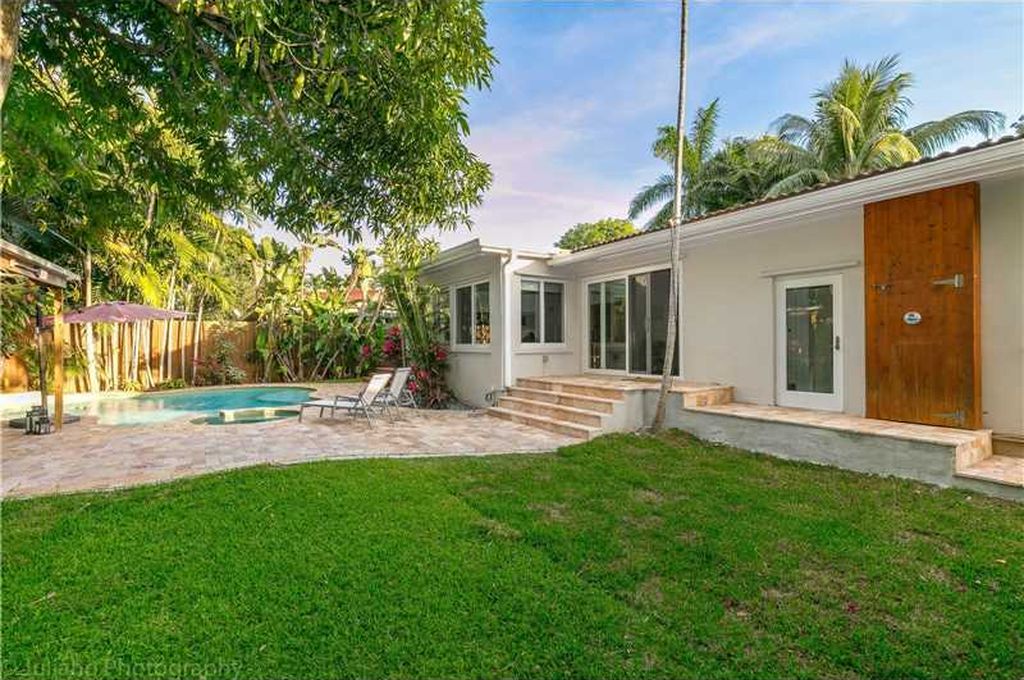 611 NE 53rd St, Miami, FL 33137 -  $1,040,000 home for sale, house images, photos and pics gallery