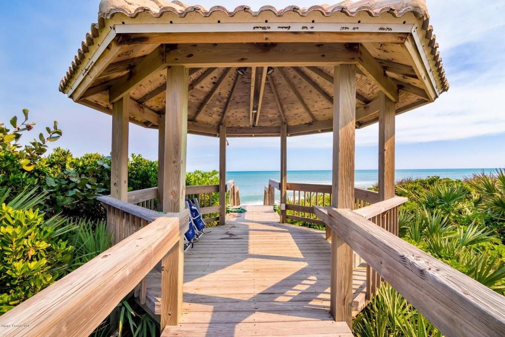 8325 S Highway A1a, Melbourne Beach, FL 32951 -  $1,100,000 home for sale, house images, photos and pics gallery
