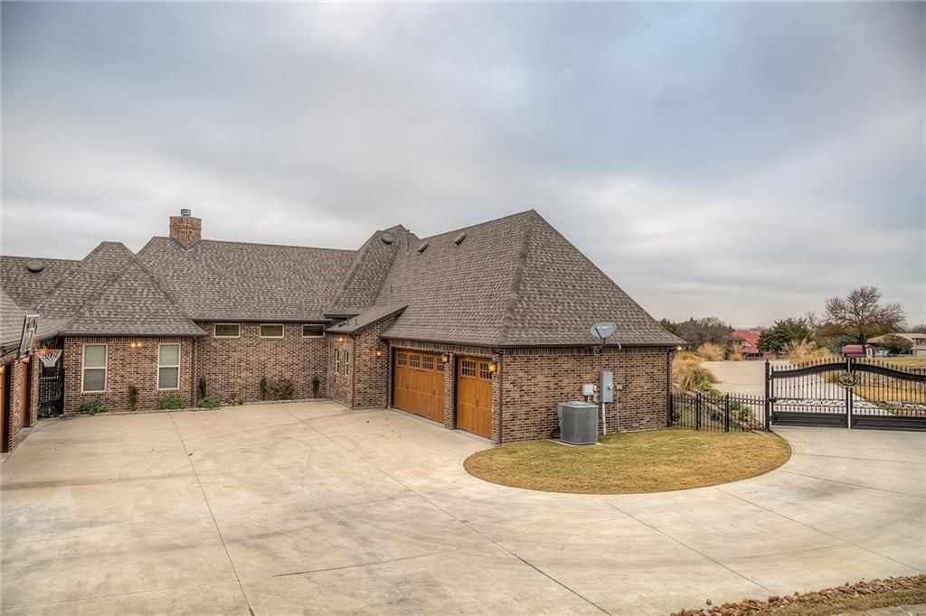 917 Cedar Shore Trl, Heath, TX 75032 -  $1,167,000 home for sale, house images, photos and pics gallery
