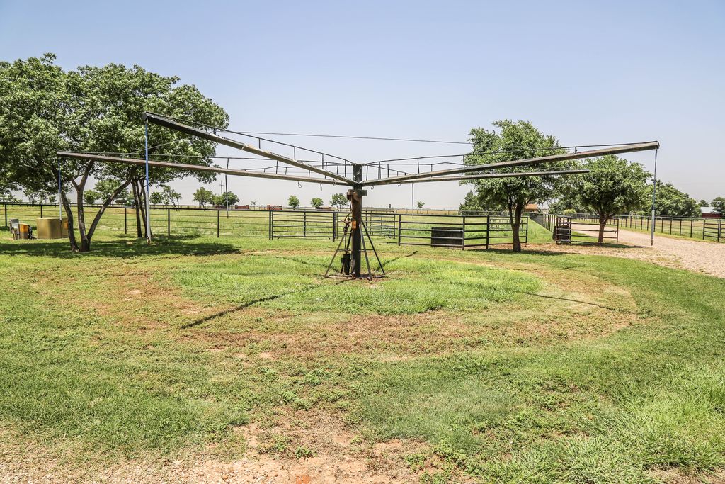 9301 County Road 7100, Wolfforth, TX 79382 -  $1,190,000 home for sale, house images, photos and pics gallery