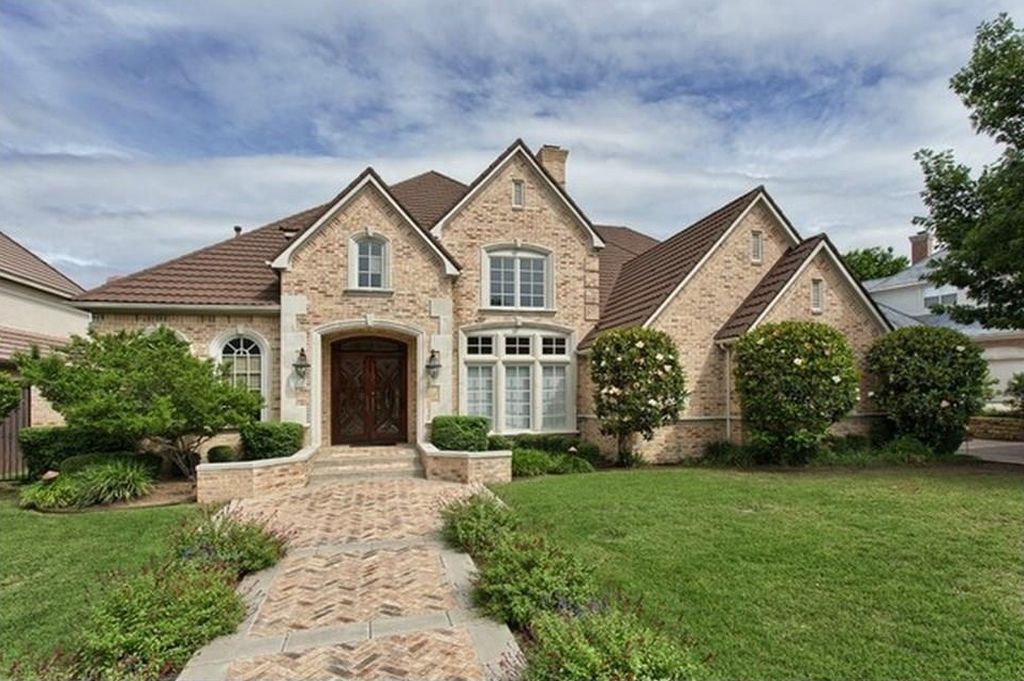 2800 Fenwick Ln, Plano, TX 75093 -  $1,059,000 home for sale, house images, photos and pics gallery