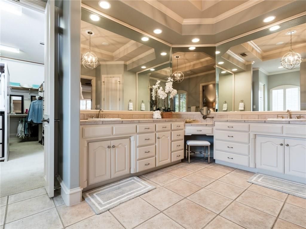 905 Suffolk Ct, Southlake, TX 76092 -  $1,076,000 home for sale, house images, photos and pics gallery