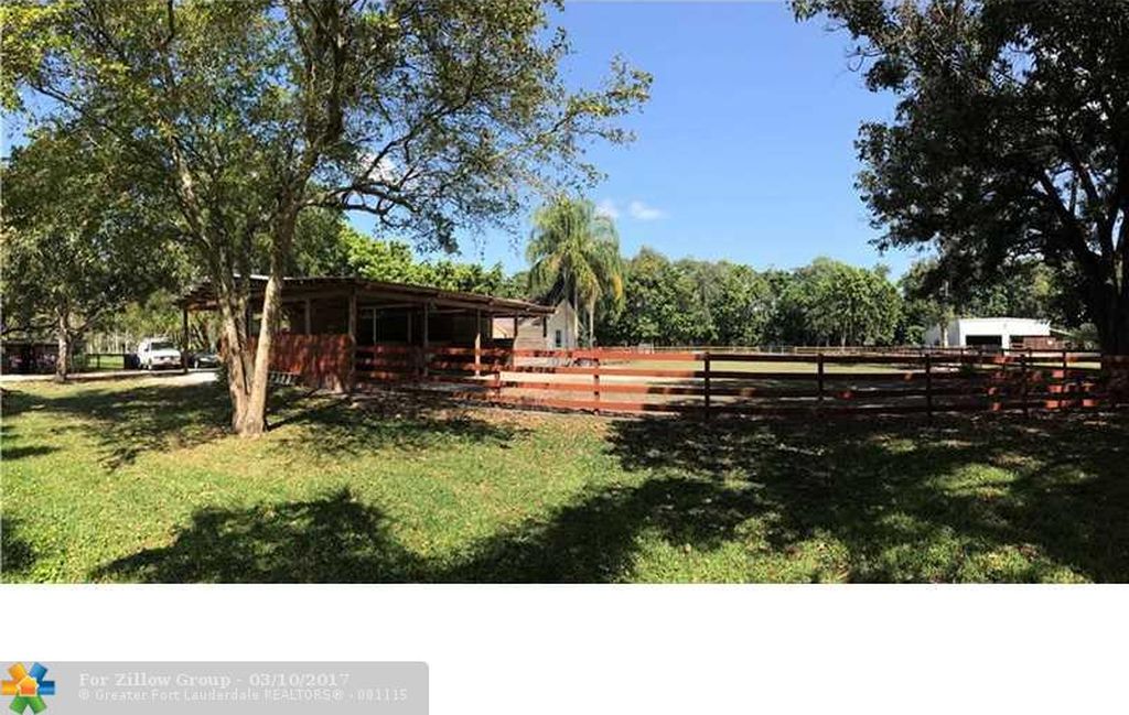 14301 Mustang Trl, Southwest Ranches, FL 33330 -  $1,089,000 home for sale, house images, photos and pics gallery