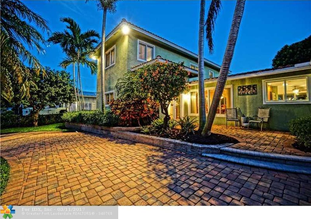 2238 NE 20th St, Fort Lauderdale, FL 33305 -  $1,100,000 home for sale, house images, photos and pics gallery