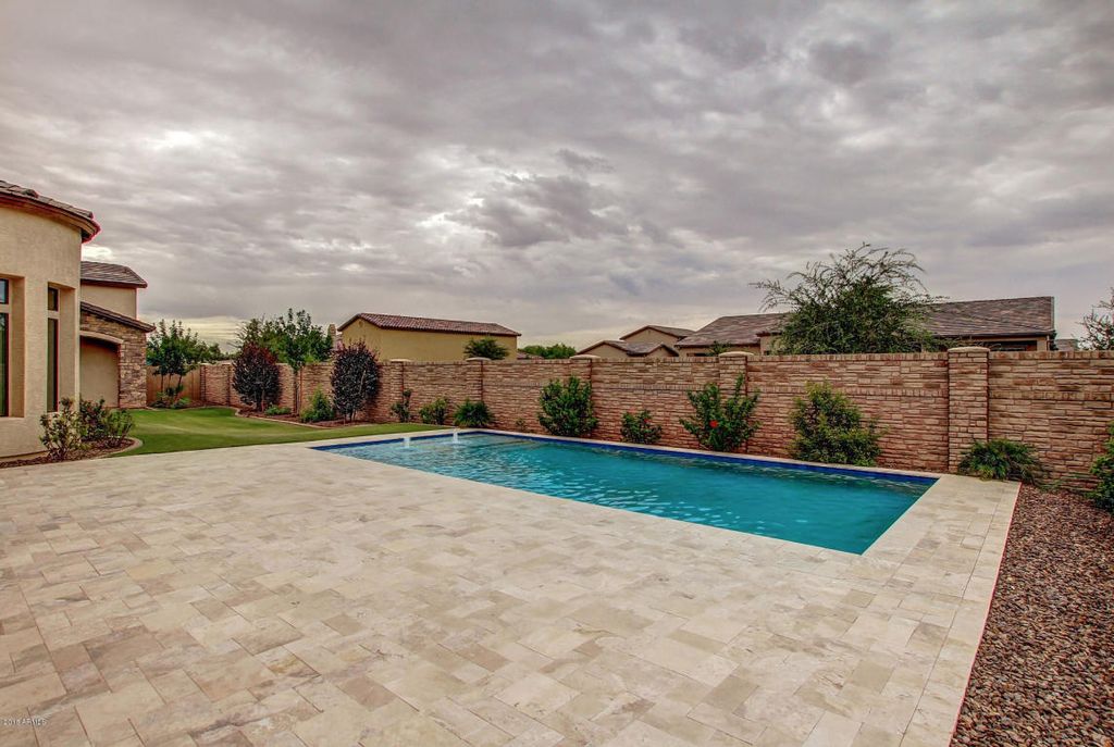 2457 E Amber Ct, Gilbert, AZ 85296 -  $1,075,000 home for sale, house images, photos and pics gallery