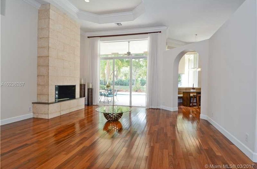 2505 Montclaire Cir, Weston, FL 33327 -  $1,049,000 home for sale, house images, photos and pics gallery