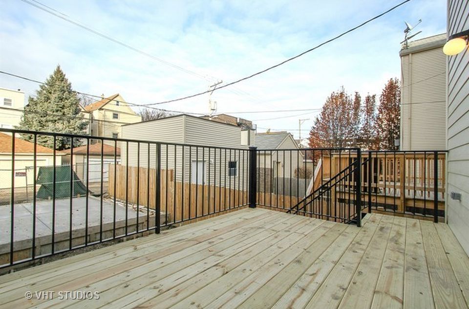 3013 N Oakley Ave, Chicago, IL 60618 -  $1,049,000 home for sale, house images, photos and pics gallery