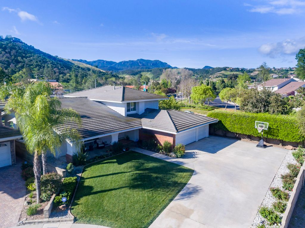 31982 Doverwood Ct, Westlake Village, CA 91361 -  $1,050,000 home for sale, house images, photos and pics gallery