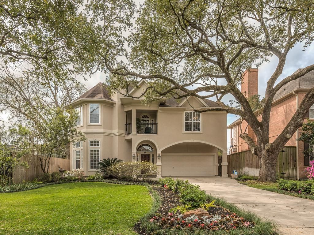 3637 Bellefontaine St, Houston, TX 77025 -  $1,075,000 home for sale, house images, photos and pics gallery