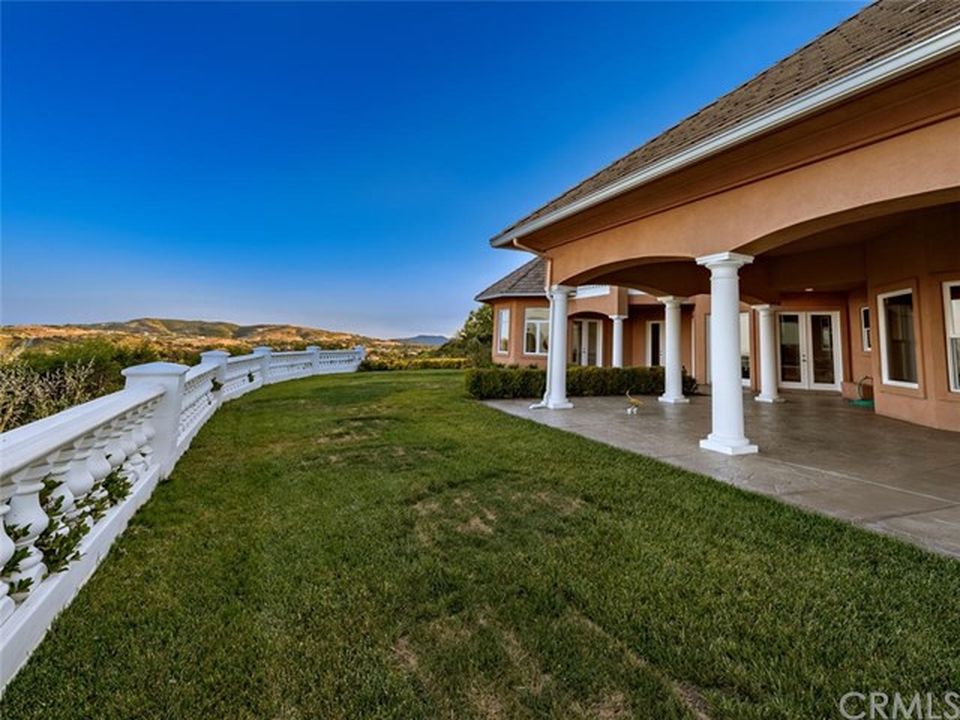 21203 Paseo Montana, Murrieta, CA 92562 -  $1,064,000 home for sale, house images, photos and pics gallery