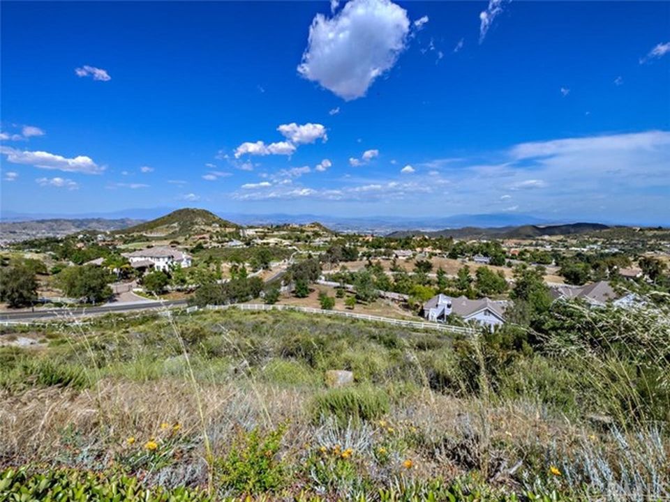 21203 Paseo Montana, Murrieta, CA 92562 -  $1,064,000 home for sale, house images, photos and pics gallery