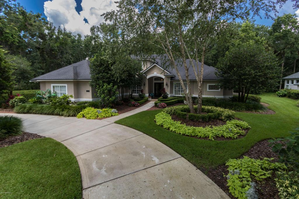 8119 Seven Mile Dr, Ponte Vedra Beach, FL 32082 -  $1,045,000 home for sale, house images, photos and pics gallery