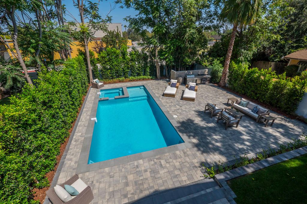 15515 Morrison St, Sherman Oaks, CA 91403 home for sale, house images, photos and pics gallery